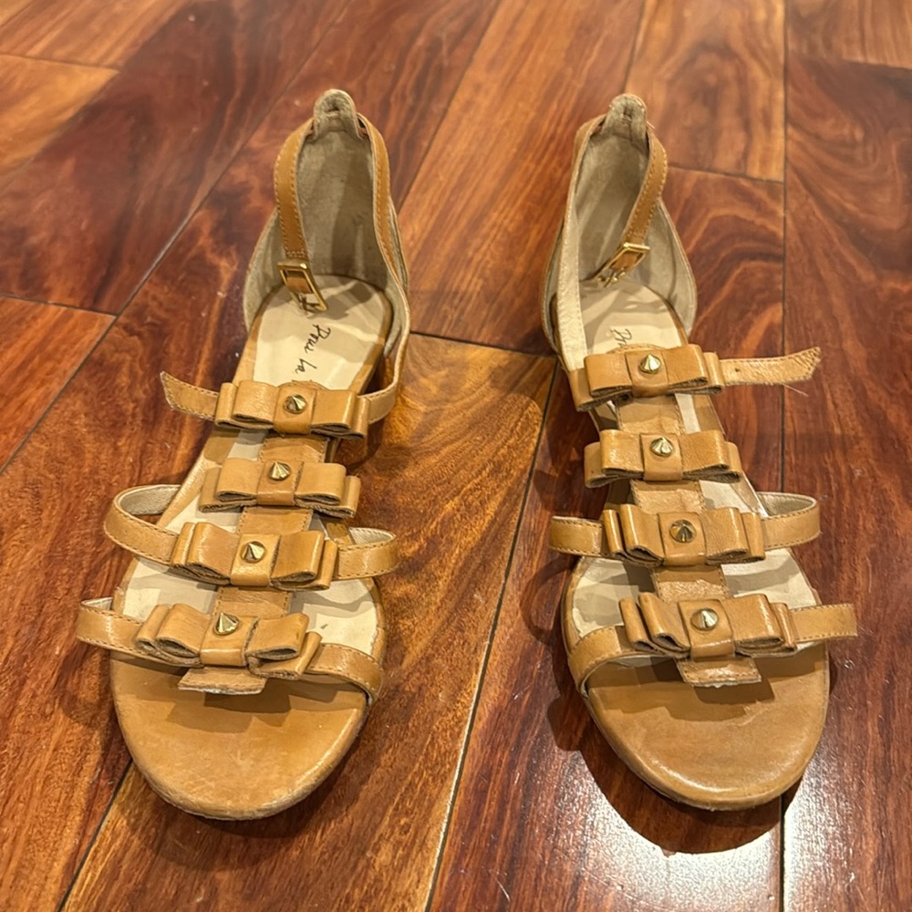 Tan leather sandals